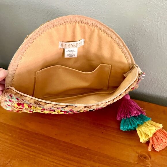 Shiraleah Chicago Jute Clutch Can we taco bout this cute taco shape zipper purse - Picture 5 of 6